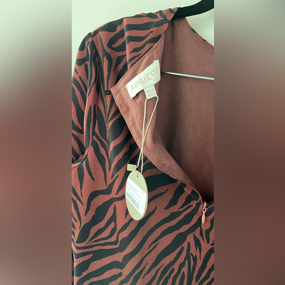 NEW with tags Apricot tiger print chiffon dress with long sleeves - Picture 3 of 5